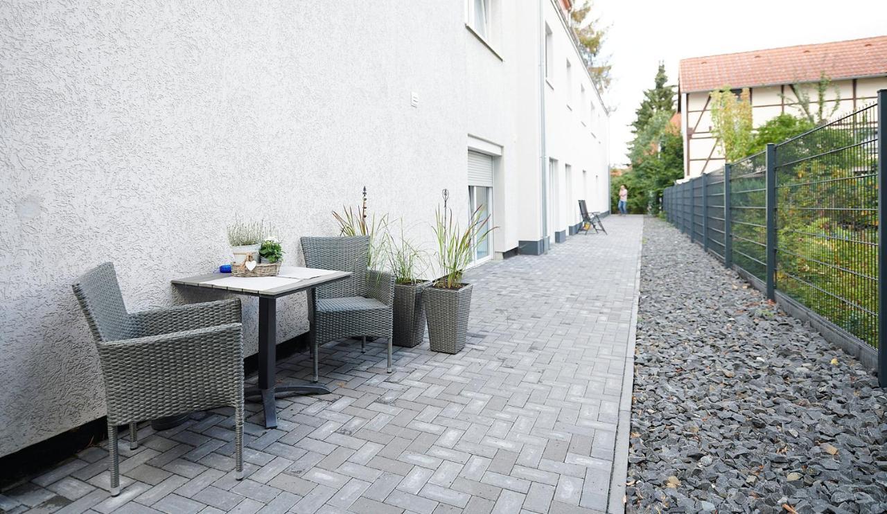 Wohnträumerei-Design Apartment-NETFLIX- Aussenbereich mit Sitzgelegenheit Göttingen Exterior foto